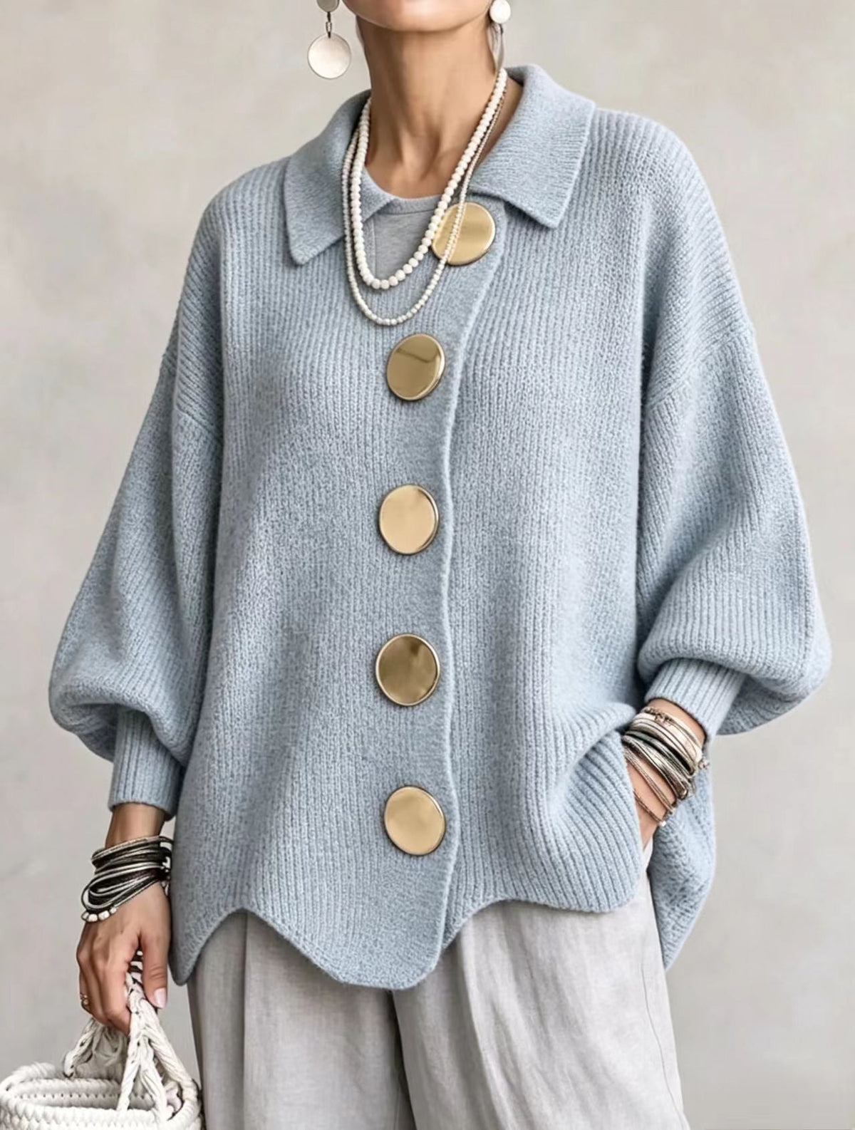 Isabelle | Cardigan Oversize à Col avec Gros Boutons Métalliques