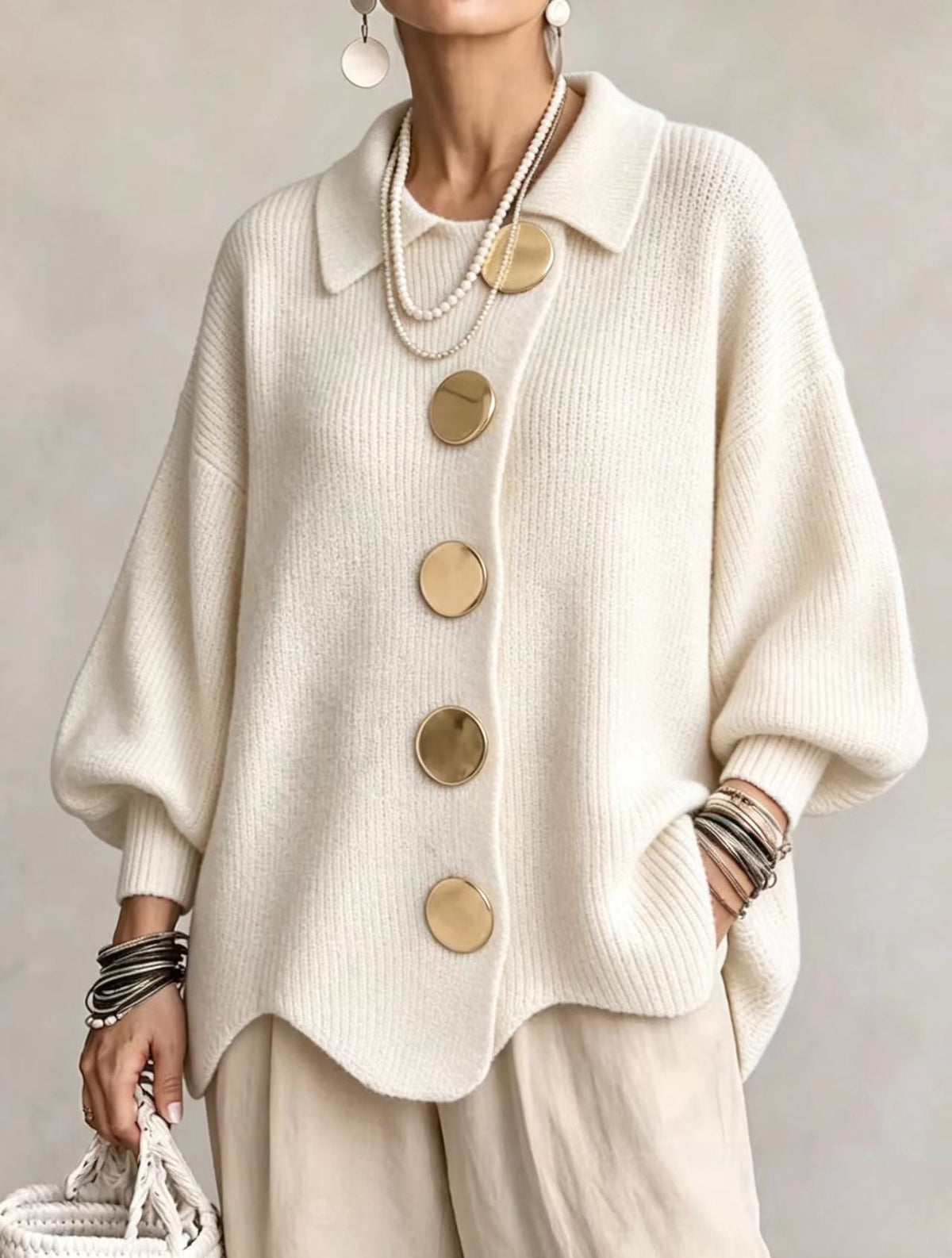 Isabelle | Cardigan Oversize à Col avec Gros Boutons Métalliques